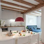 Azulete Apartman *